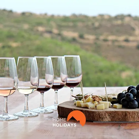 Vila #265 Charming Sam